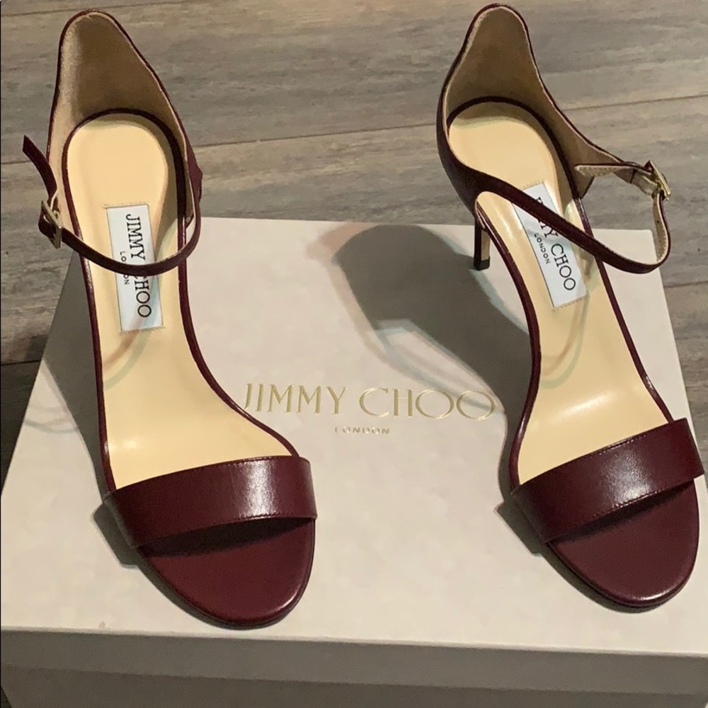 NIB Jimmy Choo Moxy 85 in Dark Shiraz.